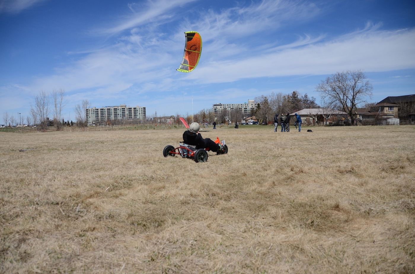 land buggy kitesurfing